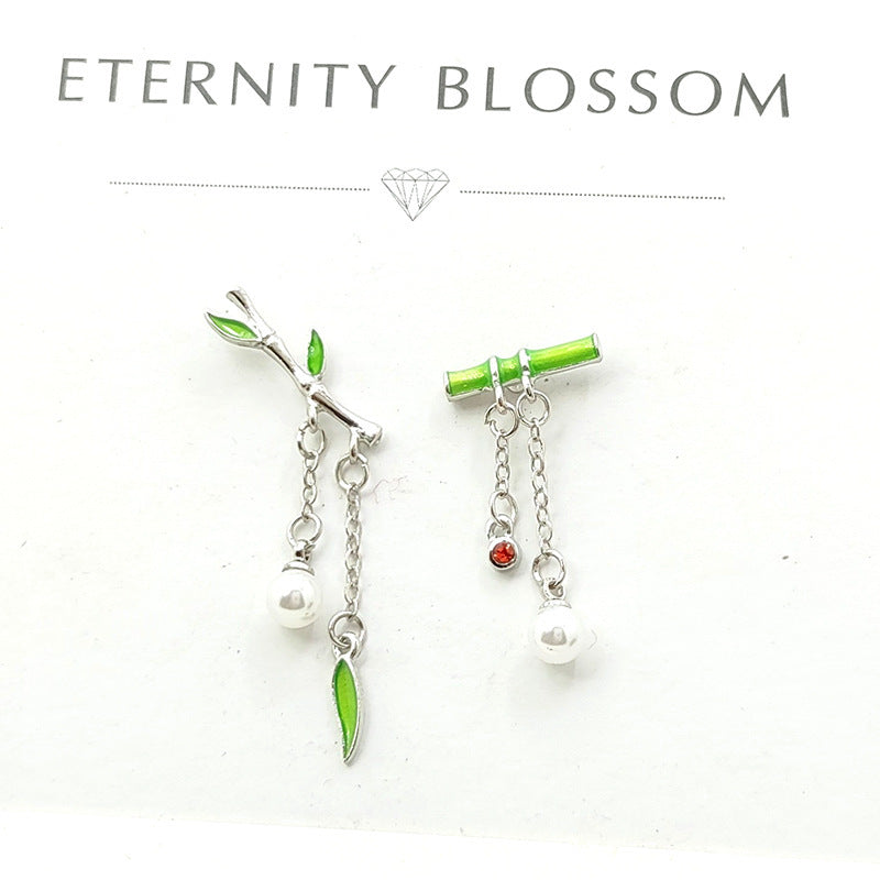 Asymmetrical Bamboo Earrings – Nature-Inspired Elegance